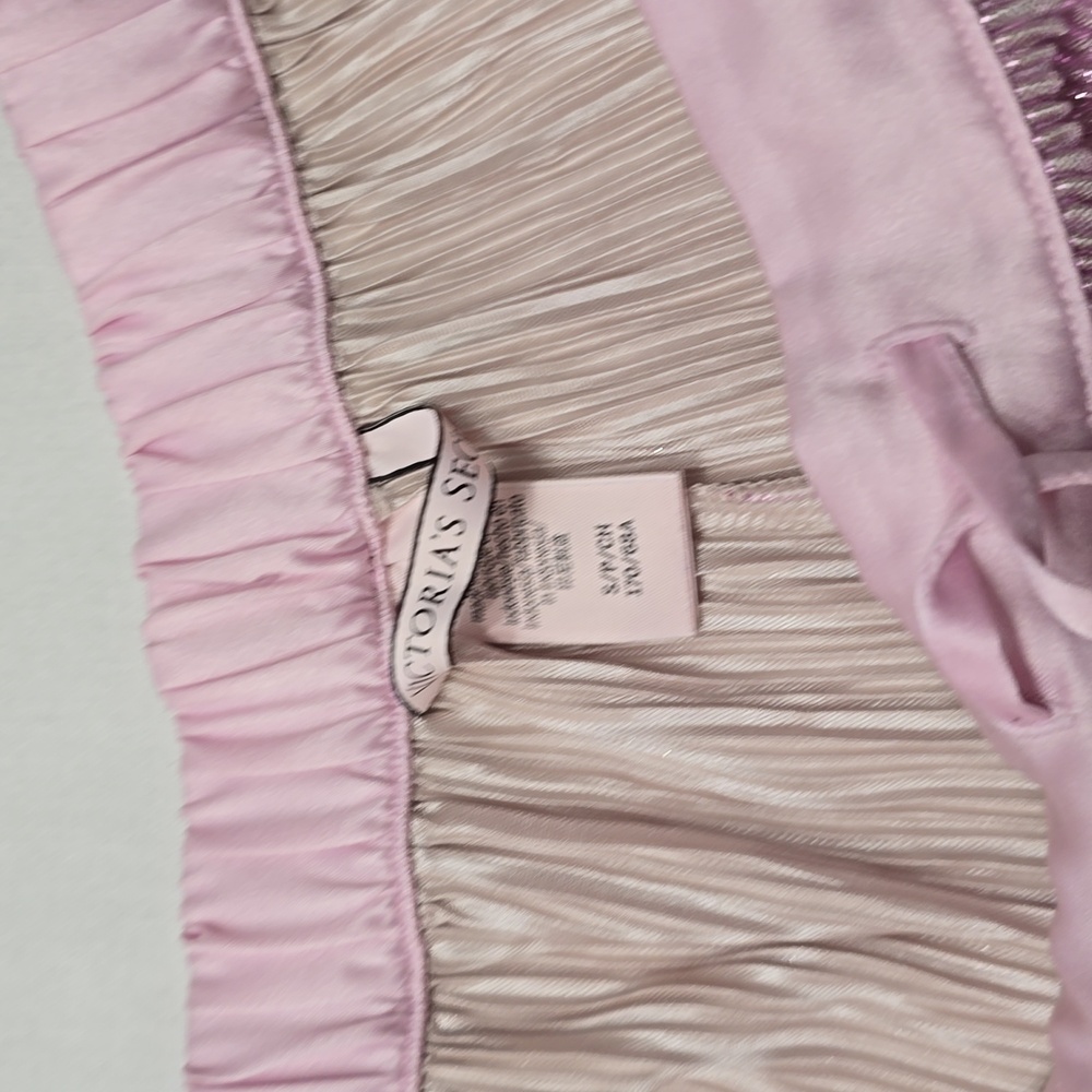 Victoria's Secret rare shine pleated pajama pants - Picture 3 of 4